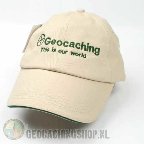 Pet, Geocaching this is our world, creme