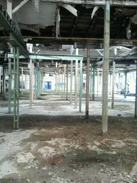 Lost Places Spider, T-Shirt (zwart/rood)