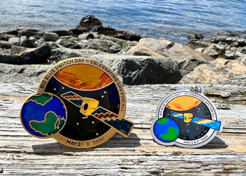 The Great Blue Switch Geocoin and Tag Set