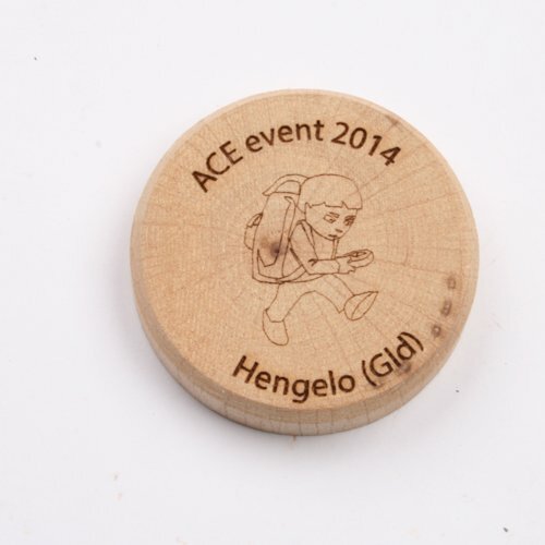 Wooden coin - eigen ontwerp aan 2 kanten