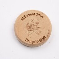 Wooden coin - eigen ontwerp aan 2 kanten